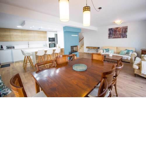 Beautiful Villa Navi in Calafell just 1km to the beach & Up to 11 guests