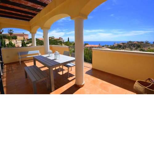 Beautiful villa with amazing view and private pool