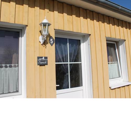 Beautifully Decorated Apartment in Wiek on Baltic Coast