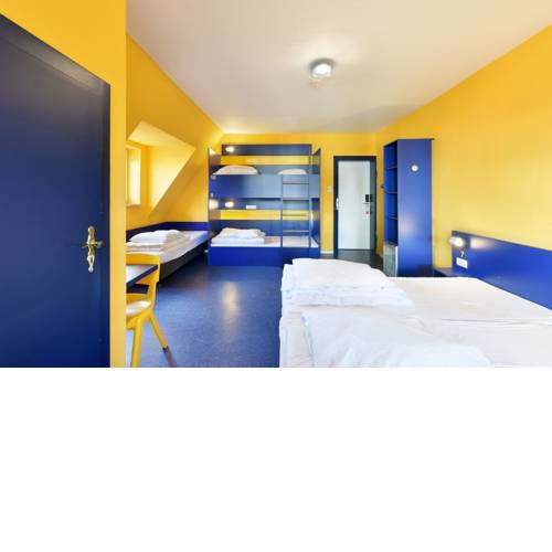 Bed’nBudget Expo-Hostel Dorms