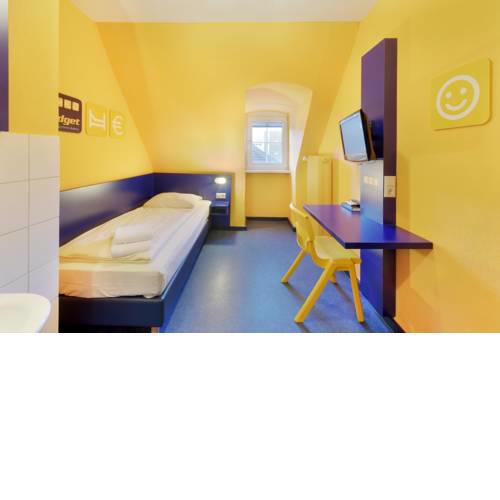 Bed'nBudget Expo-Hostel Rooms