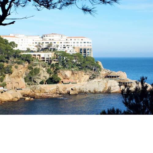 Begur Apartment Sleeps 4 Pool Air Con WiFi