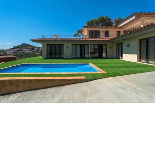 Begur Apartment Sleeps 4 Pool