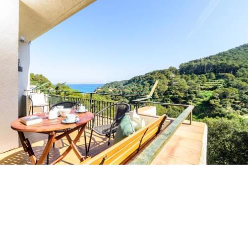Begur Apartment Sleeps 4