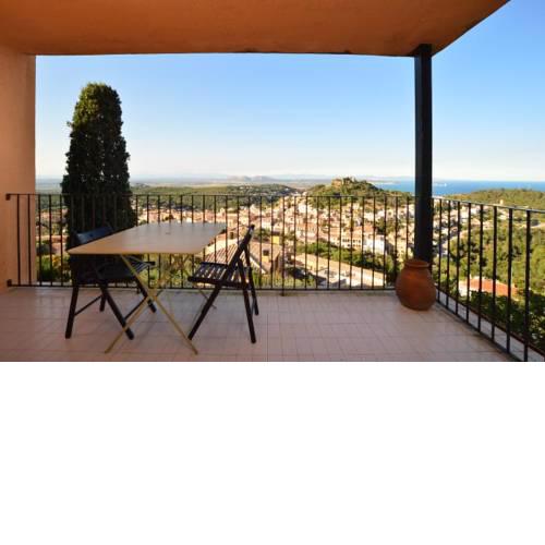Begur Apartment Sleeps 4