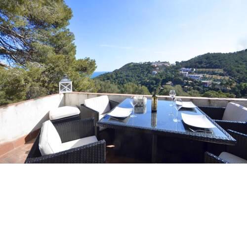 Begur Apartment Sleeps 4