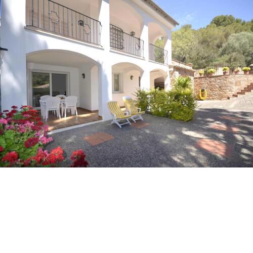 Begur Apartment Sleeps 5