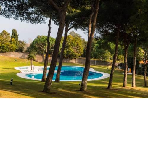 Begur Apartment Sleeps 6 with Pool