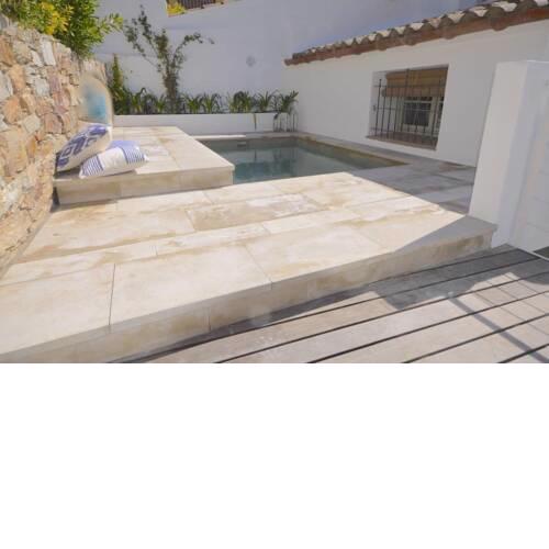 Begur Town House Sleeps 6 with Pool and WiFi
