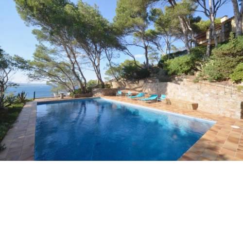 Begur Villa Sleeps 10 with Pool and WiFi