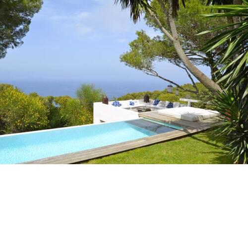 Begur Villa Sleeps 10 with Pool and WiFi