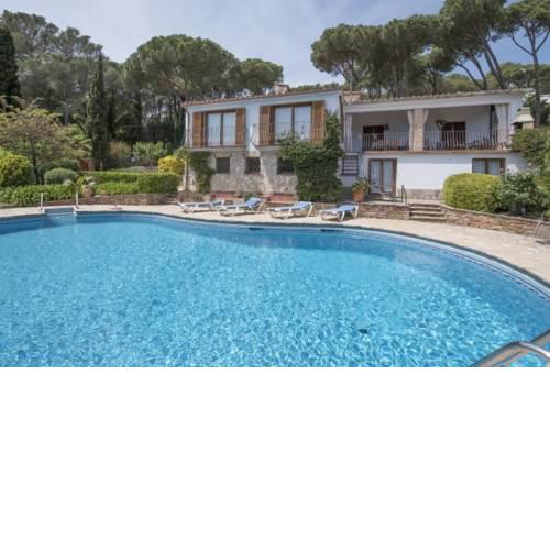 Begur Villa Sleeps 12 Pool WiFi