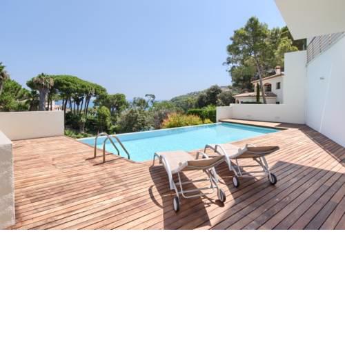 Begur Villa Sleeps 5 Pool Air Con WiFi