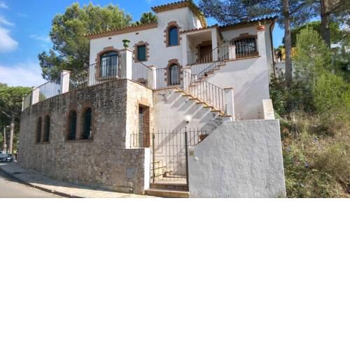 Begur Villa Sleeps 6 Air Con WiFi