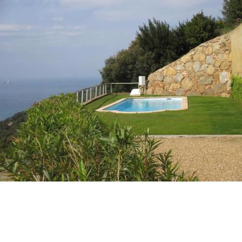Begur Villa Sleeps 6 Pool