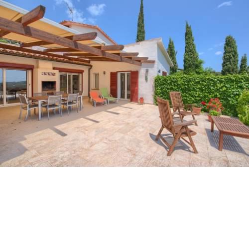 Begur Villa Sleeps 8 Pool Air Con WiFi
