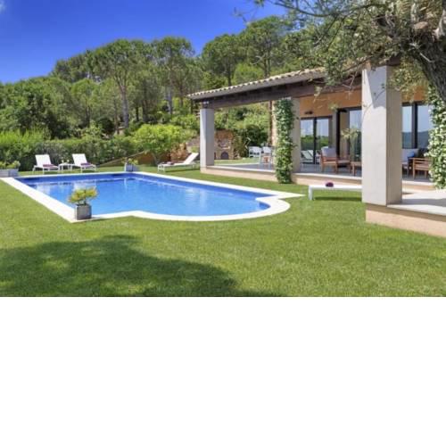 Begur Villa Sleeps 8 Pool Air Con WiFi