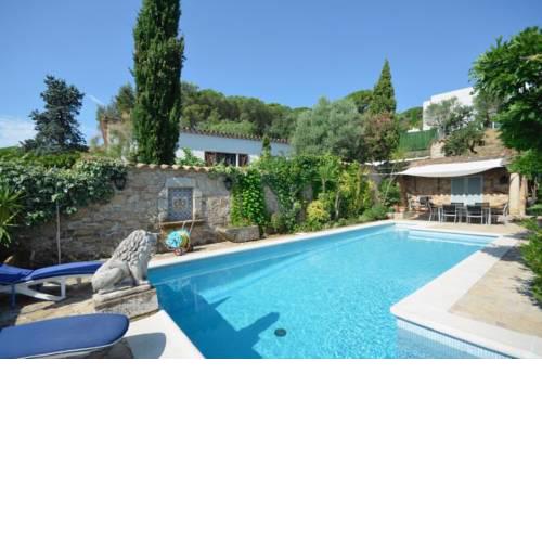Begur Villa Sleeps 8 Pool WiFi