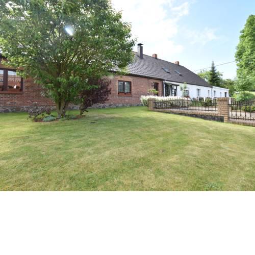 Idyllic Holiday Home in Gerdshagen with Barbecue