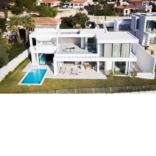 Benalmadena Villa Sleeps 12 with Pool Air Con and WiFi