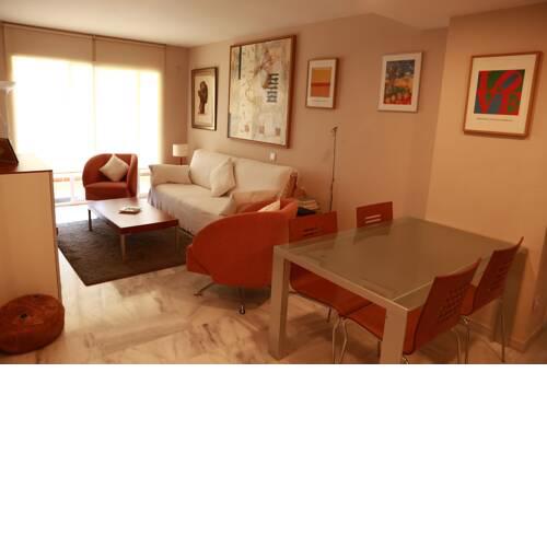 Benalmadena with pool & parking near the beach