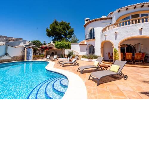 Benitachell Villa Sleeps 4 with Pool Air Con and WiFi
