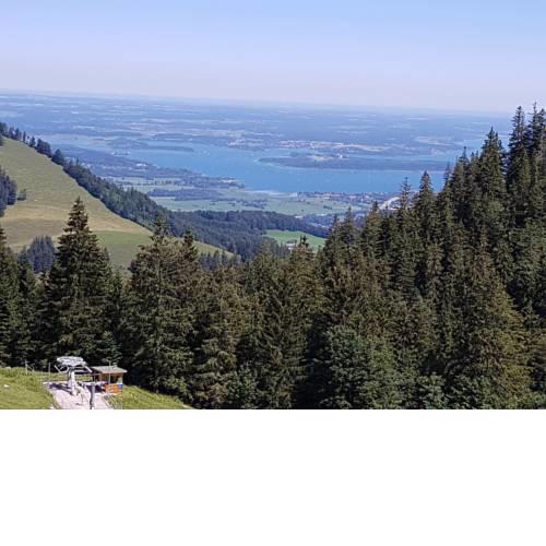Bergblick und See