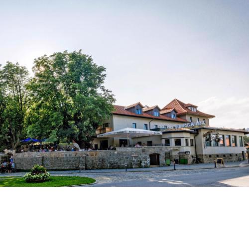 Bergwirt Hotel & Gasthof