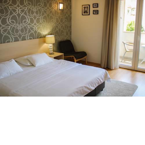 Berkeley Hotel & Day Spa
