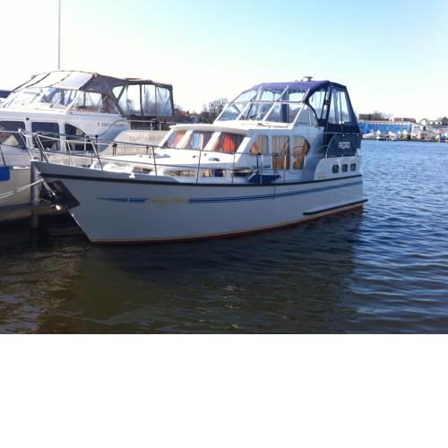Berlin Yacht Pedro 35