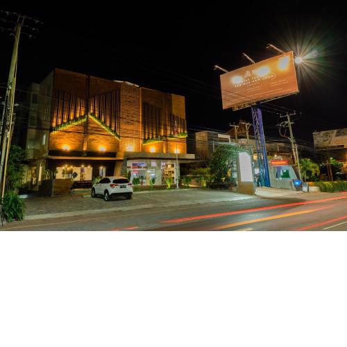 Berry Biz Hotel Sunset Road