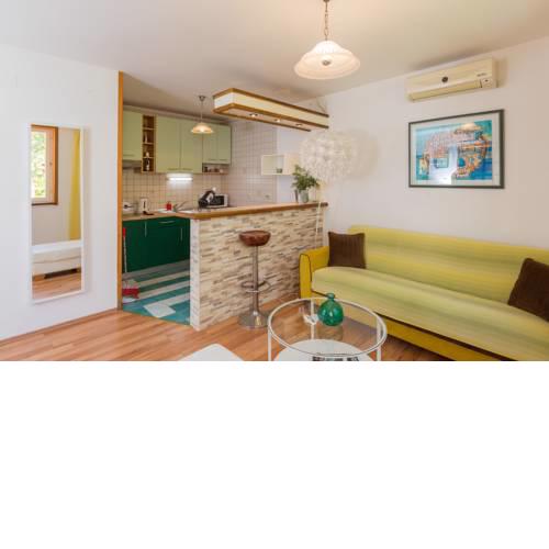 Best Apartment Roxy