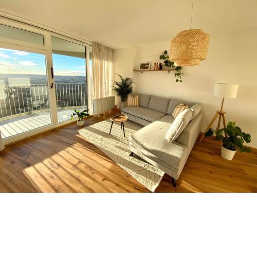 Best Butler Skyline Lodge City Apartment Netflix