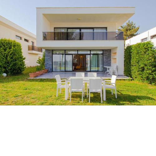 Beverly hills kuşadası