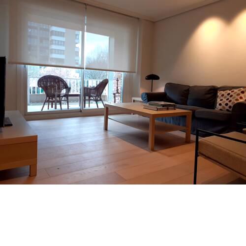 Bi Lorea, amplio y moderno apartamento.