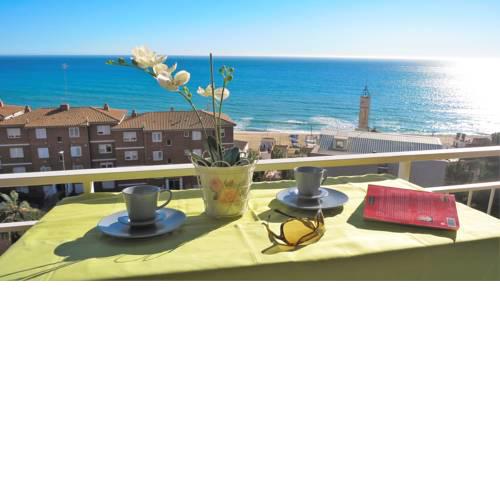Bianca Seaview & Beach Apartment