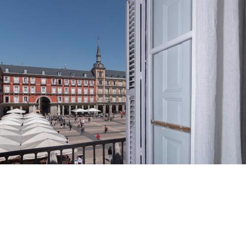 Big apartment Plaza Mayor Madrid Jacuzzi -Wifi
