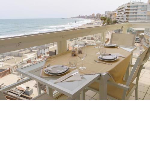 Big Blue in Fuengirola - CT 150