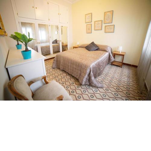 Big room in Seville - La Perla