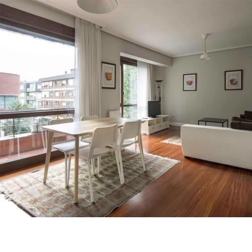 BILBAO BY THE SEA II apartment by Aston Rentals