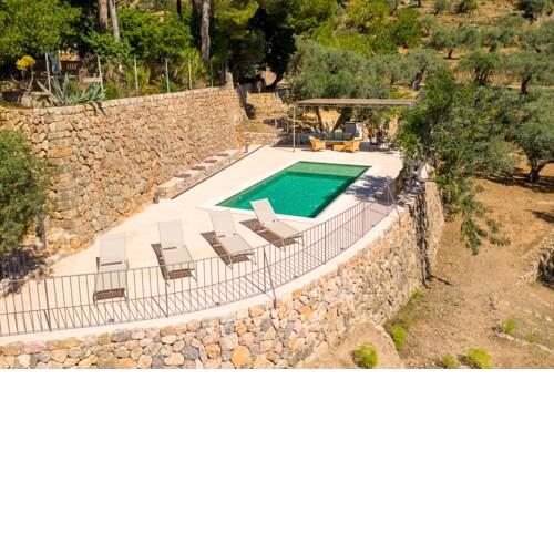 Biniaraix Villa Sleeps 11 with Pool Air Con and WiFi