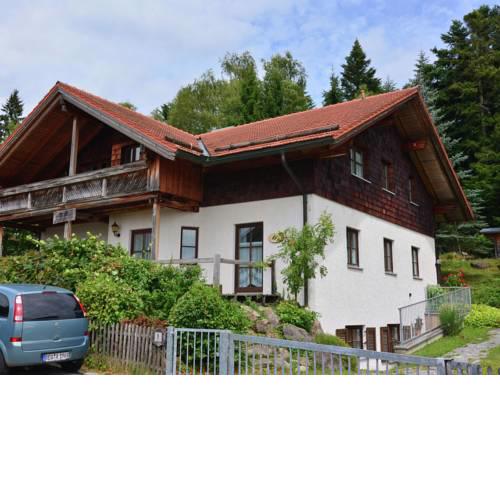 Spacious holiday home in Bischofsmais Bavaria with garden and terrace