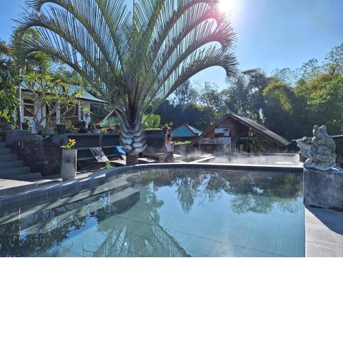 Black Lava Hostel and Lodge