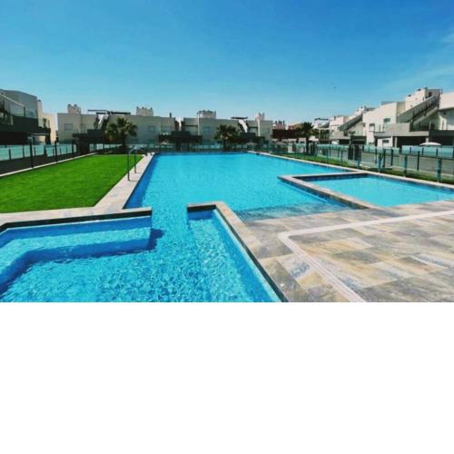 Black Sun. Modern penthouse in Torrevieja