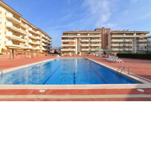 Blanes Apartment Sleeps 4 Pool Air Con