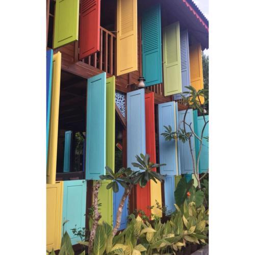 BLEU VERDE, The Secret Garden - Turtle Point Beach