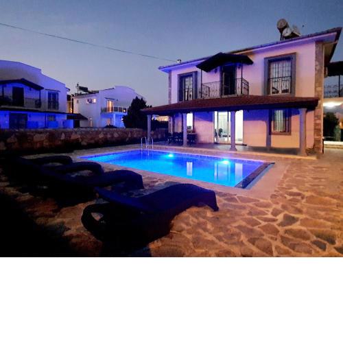 Bluberry Calis beach villa with privat pool
