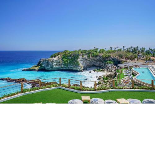 Blue Lagoon Avia Villas