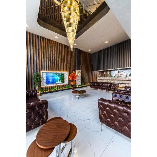 Blue Vista Hotel