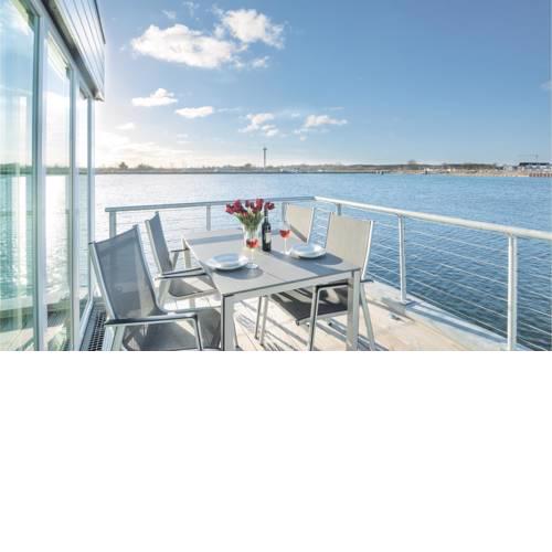 Boat Schwimmendes Haus 05